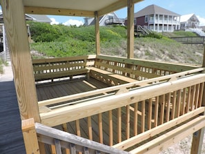 Sitting area on walkway