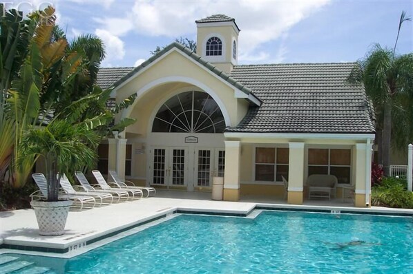 Club House with heated pool & jacuzzi 