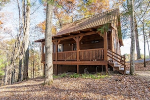 Front porch sitting in the red river gorge