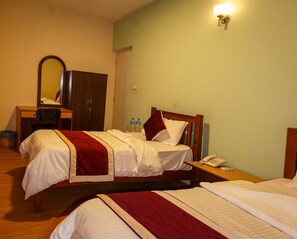 Deluxe Twin room.