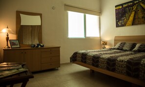 Master bedroom king size
Las Olas 208