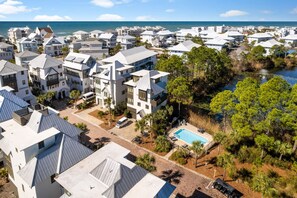 Aerial Views of 'Bella Vita'!