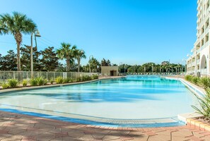 Awesome pool Ariel Dunes II