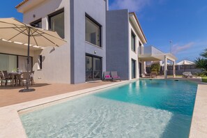 Wunderschöne Villa mit Schwimmbad