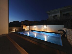 Außenseite Ferienhaus [Sommer]