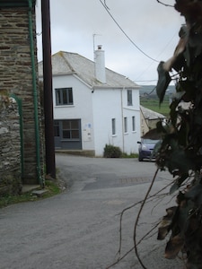 Ferienhaus in einem ruhigen Dorf in der Nähe der besten Strand in North Cornwall