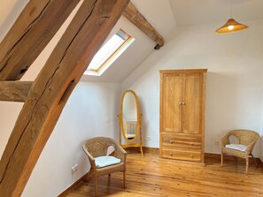 Le Pluvier master bedroom 2
