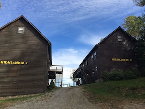 Highlander 1& 2 driveway side. View of pull up unloading area between cabins