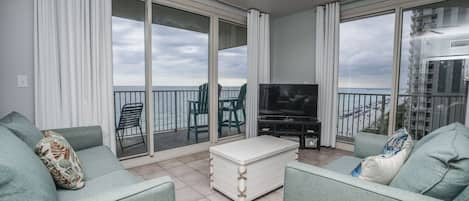 Shores of Panama Beach Resort Rental 929