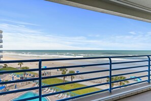 Ebb Tide 502 Balcony