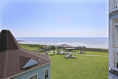 NEW LISTING Ocean Spray: A Place to Rest, Relax, and Rejuvenate!