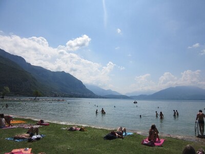 100m from Lake Annecy Apartment classified 4 stars, 3 bedrooms, 6 people