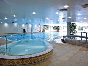 Marvellous indoor swimming pool on-site | Clematis - Woodland Retreat, Wadebridge