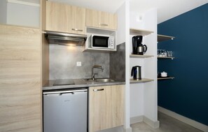 Make a tasty meal in your own kitchen!