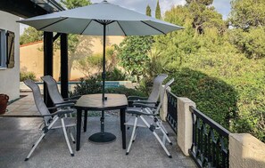 balcony-terrace