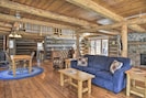 This Wolf River vacation rental features 3,000 square feet of comfortable space.