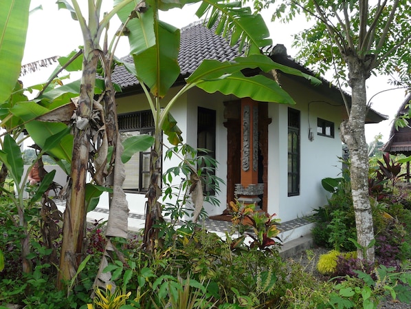 Banana Garden Bungalow