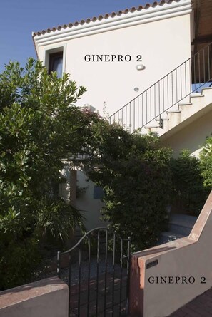 Ginepro 2-The entrance