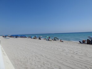 Hollywood Beach right outside your door!