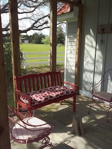 Quiet Country Cottage