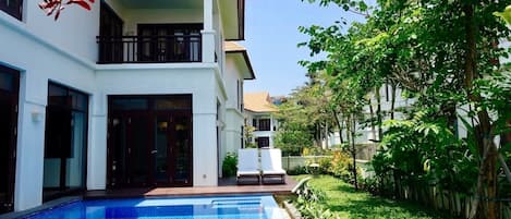 Goldsea 4BR Villa, Furama Villas Da Nang