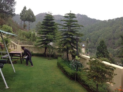 God's Own Cottage - an idyllic resort in the Kumaon Hills of North India