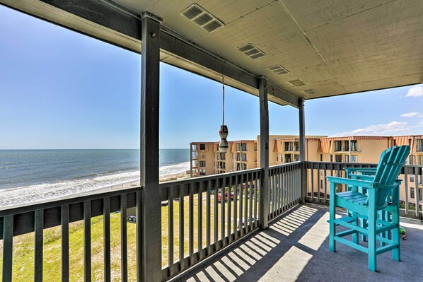 North Topsail Beach Vacation Rental | 2BR | 2BA | 1,229 Sq Ft | Step-Free Access