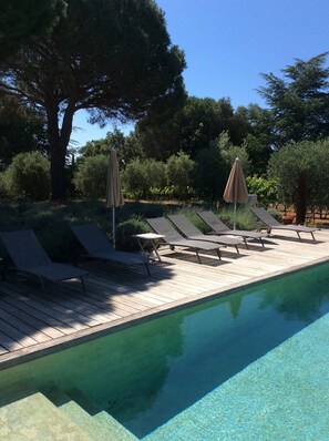 Pool (sel, 11 m x 4 m)
