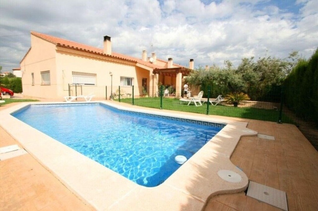Picture of villa