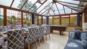 Conservatory, Kingfisher Cottage, Bolthole Retreats