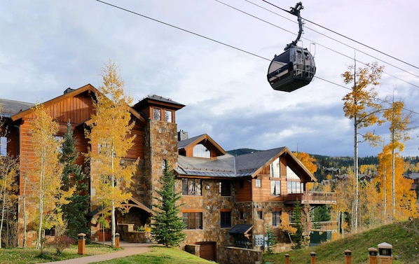 Aspen Highline at Tramontana 