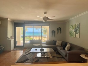 Living Room with view to the Ocean
