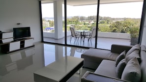 Luxury  2 Bed Surin Seaview Penthouse