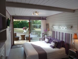 Quand la lumière enveloppe la chambre Jardin