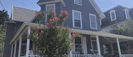 Newly renovated historic Victorian in best location