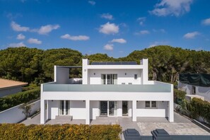 Luxury 3 bedroom villa in Vilas Alves close to Dunas Douradas. Private Pool. A447 - 2