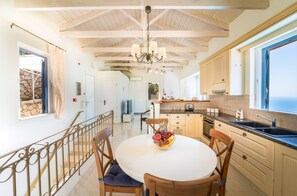 Open kitchen / dining area.