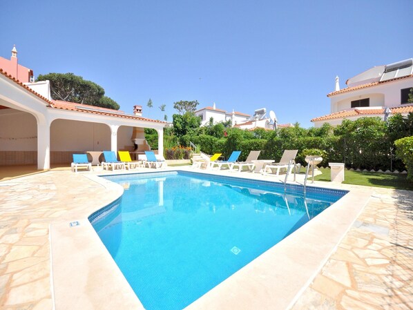 Holiday Home Swimming Pool