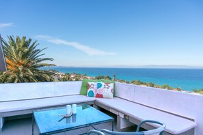 Take your tea with an amzing view 
