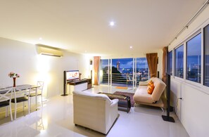 Oceanview Condminium D26