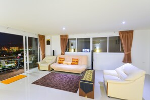 Oceanview Condminium D26