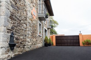 Exterior detail