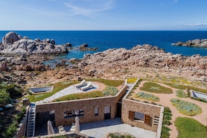 Building Exterior, Scenic View
