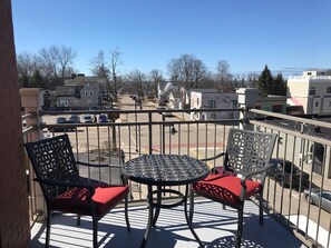 Outdoor balcony (yes that is the lake behind the trees)