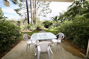 Fantastic ground level patio with garden view