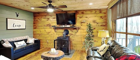 Welcome to Kare Bear Cabin!