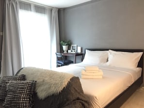 G77, Cozy room and comfortable, Wifi,
