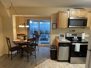 Dining/Kitchen