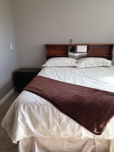 1 Bedroom Suite With Downtown Convience