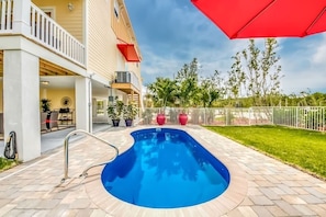 Pool facing driveway